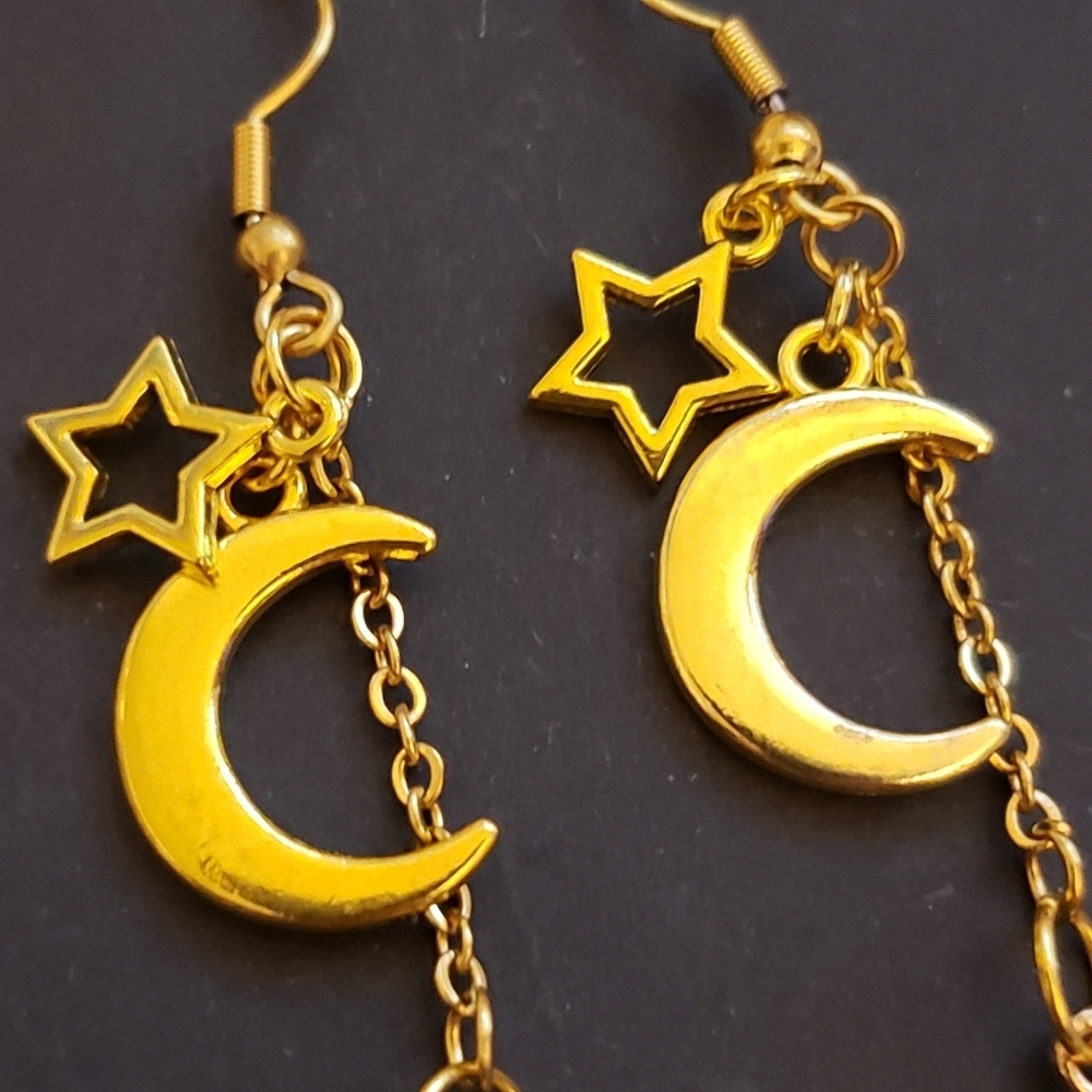 Handmade Orange Black Star Moon Rhinestone Halloween Witch Hat Dangle Earrings - Picture 3 of 3